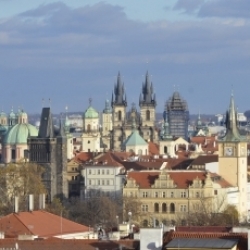 Praha stověžatá