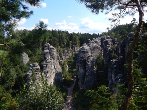 Skály