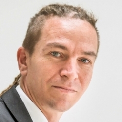 Ivan Bartoš
