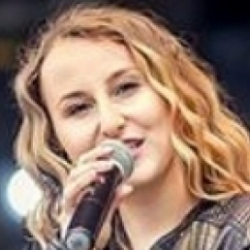 Ella - Eliška Machačová